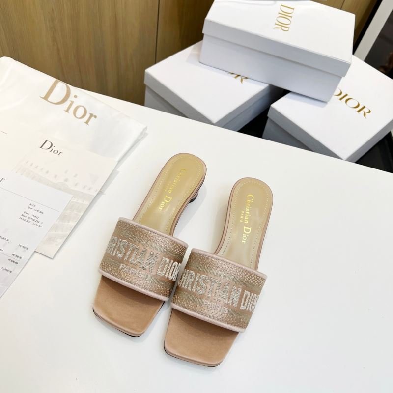 ch**an D*or slippers